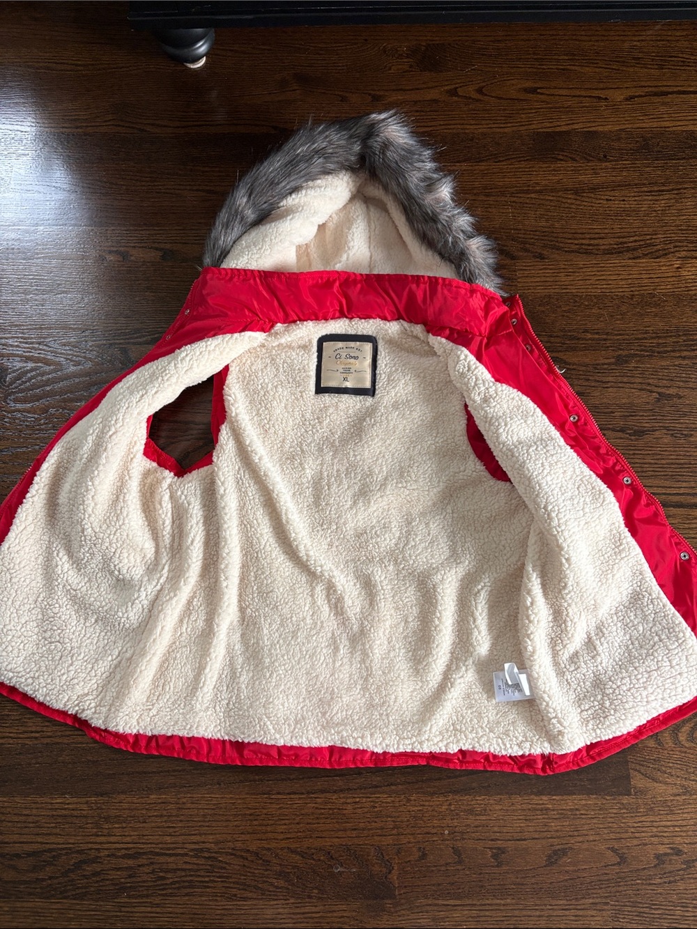 Ci Sono Bright Red Puffer Vest with Faux Fur Trim Hood - Picture 2 of 5